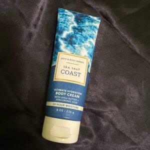Bath & Body Works Sea Salt Coast Body Cream - Blue